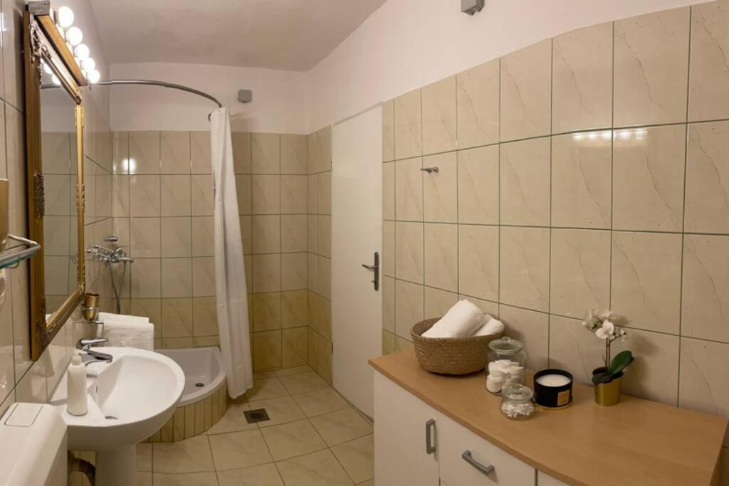 Seaview Pool Apartment-Lumiere, Island Hvar-Gdinj Dış mekan fotoğraf