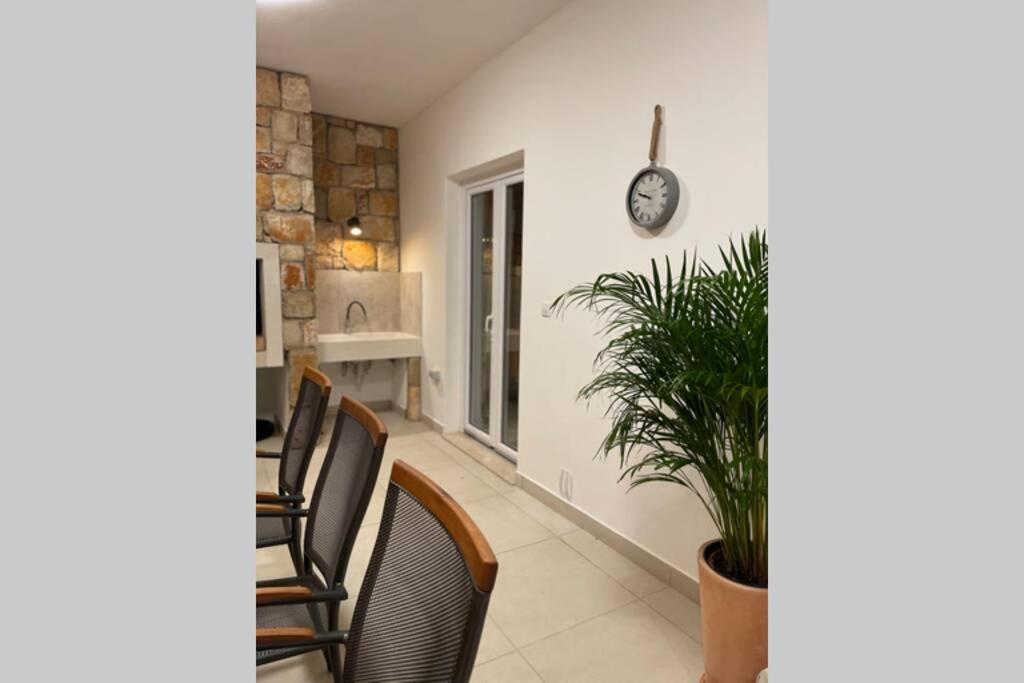 Seaview Pool Apartment-Lumiere, Island Hvar-Gdinj Dış mekan fotoğraf