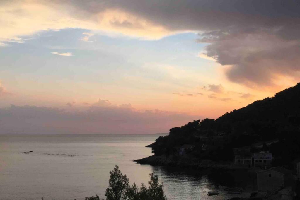 Seaview Pool Apartment-Lumiere, Island Hvar-Gdinj Dış mekan fotoğraf