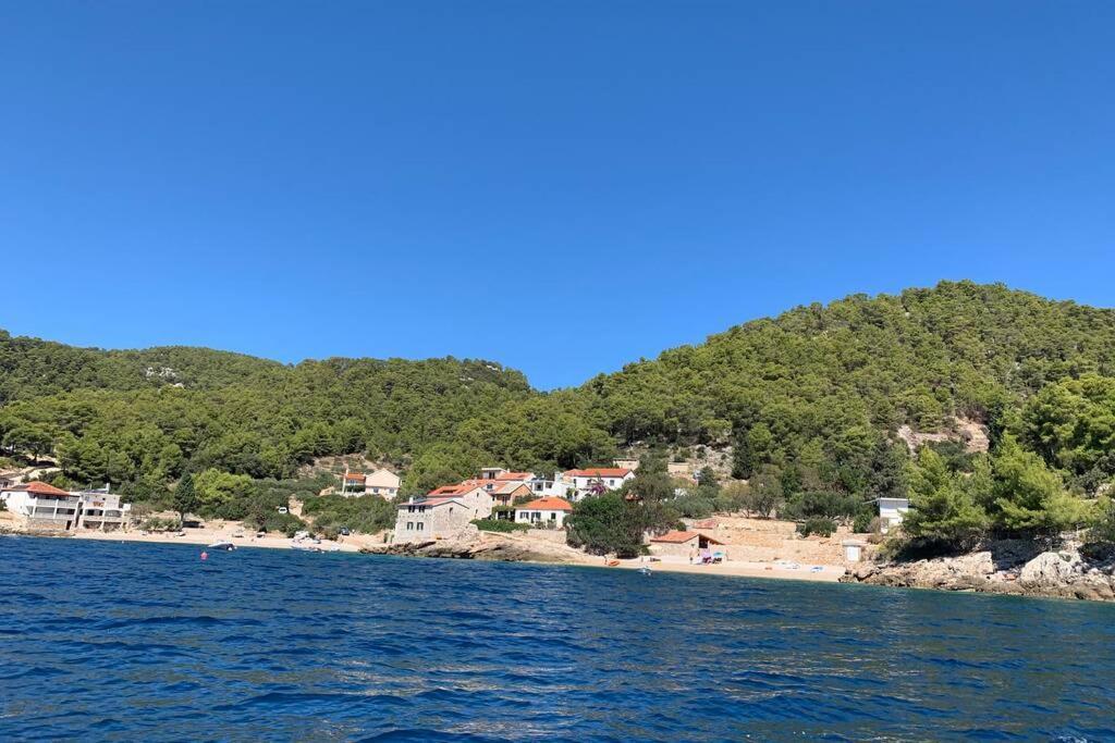 Seaview Pool Apartment-Lumiere, Island Hvar-Gdinj Dış mekan fotoğraf