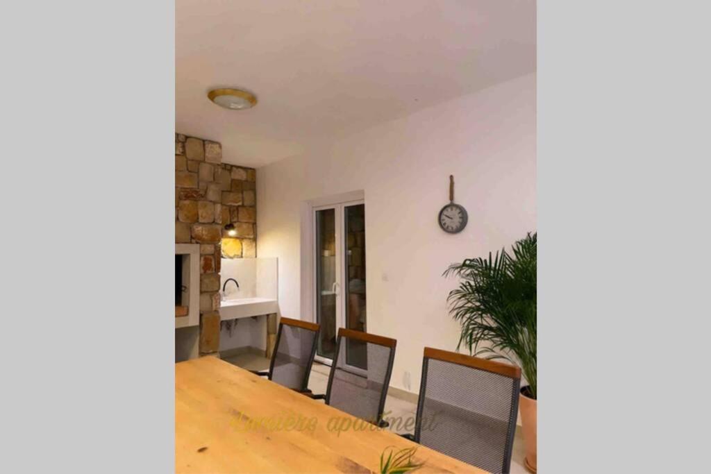 Seaview Pool Apartment-Lumiere, Island Hvar-Gdinj Dış mekan fotoğraf