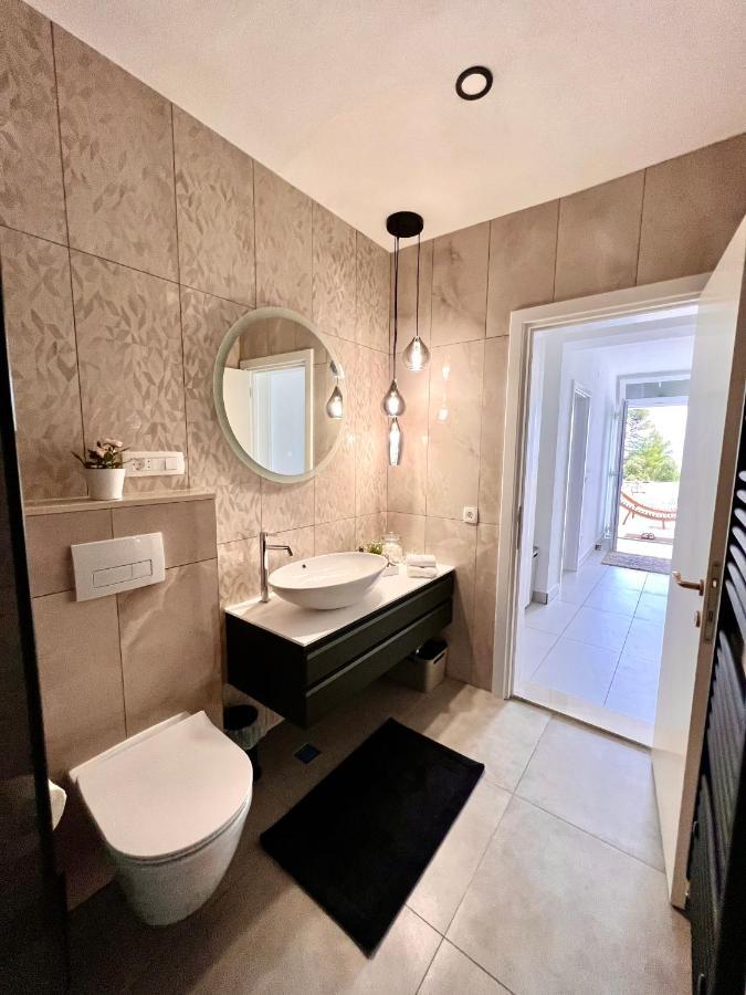 Seaview Pool Apartment-Lumiere, Island Hvar-Gdinj Dış mekan fotoğraf