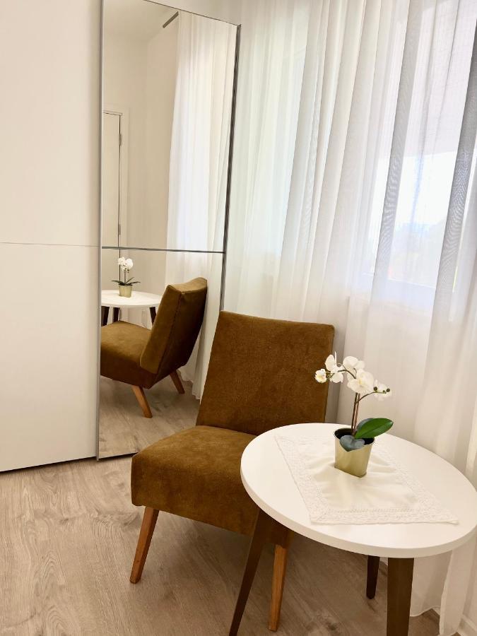 Seaview Pool Apartment-Lumiere, Island Hvar-Gdinj Dış mekan fotoğraf